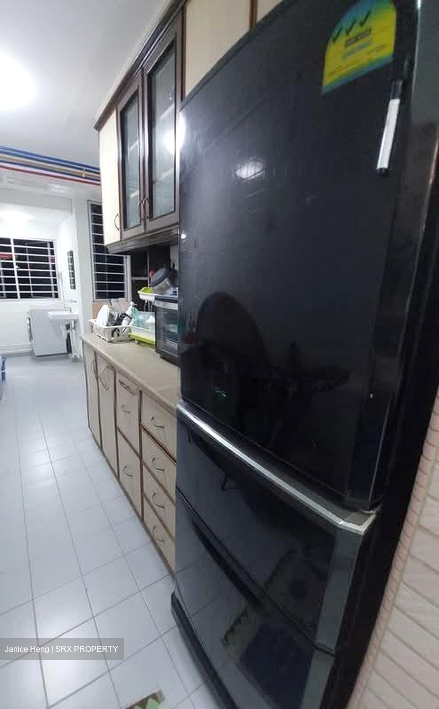 Blk 98 Crescent View (Queenstown), HDB 3 Rooms #555975451
